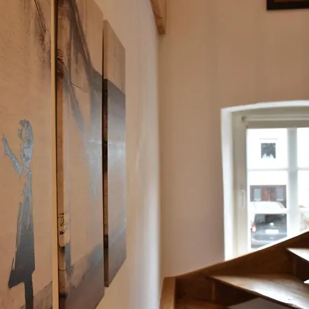 Апартаменты Happynest Birresborn