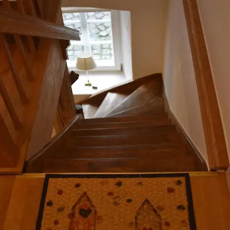 Happynest Apartment